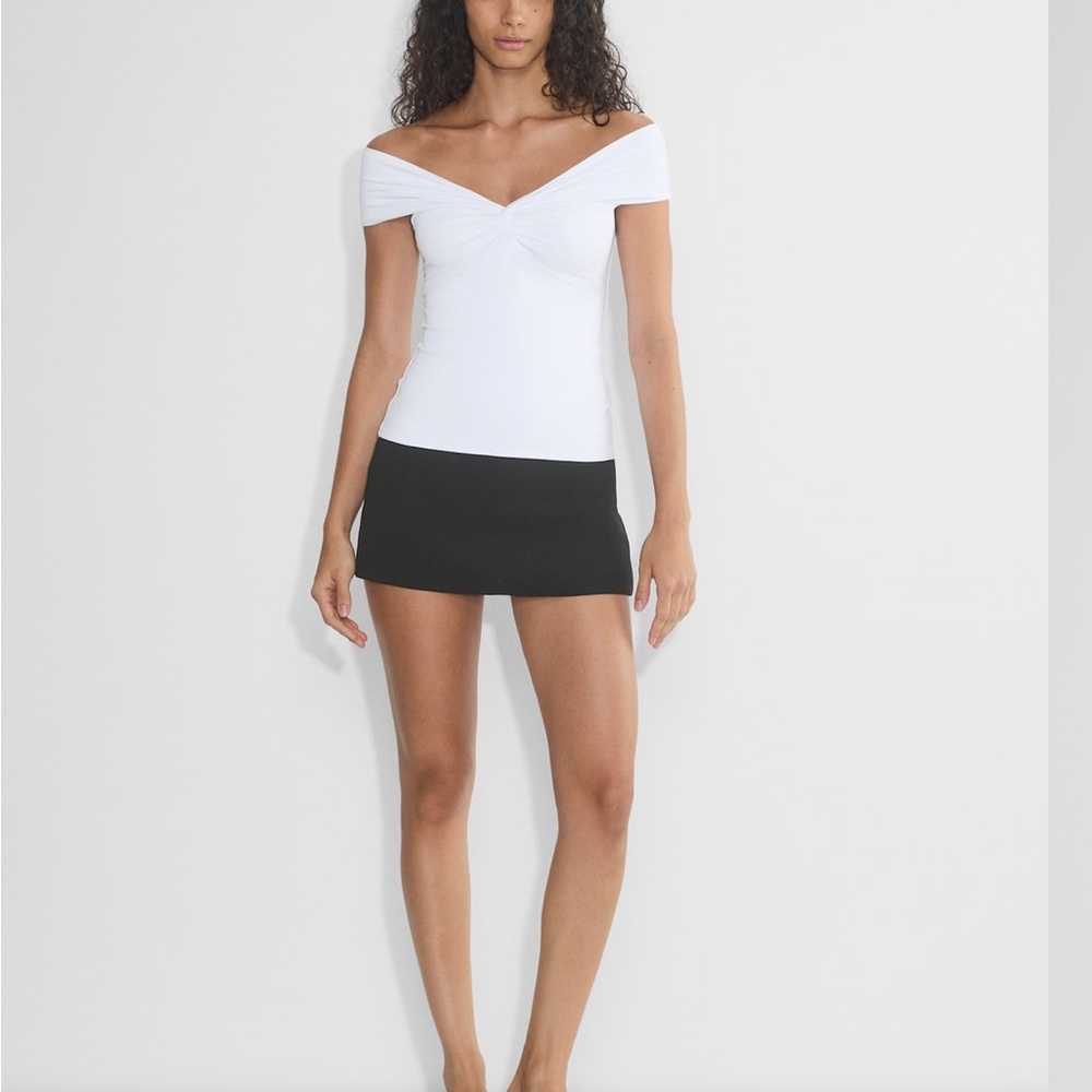 Aritzia Contour Twist Off-shoulder Top